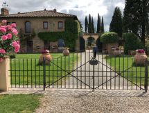 Wunderschöne Wohnung in Chiusi mit Panoramaterrasse