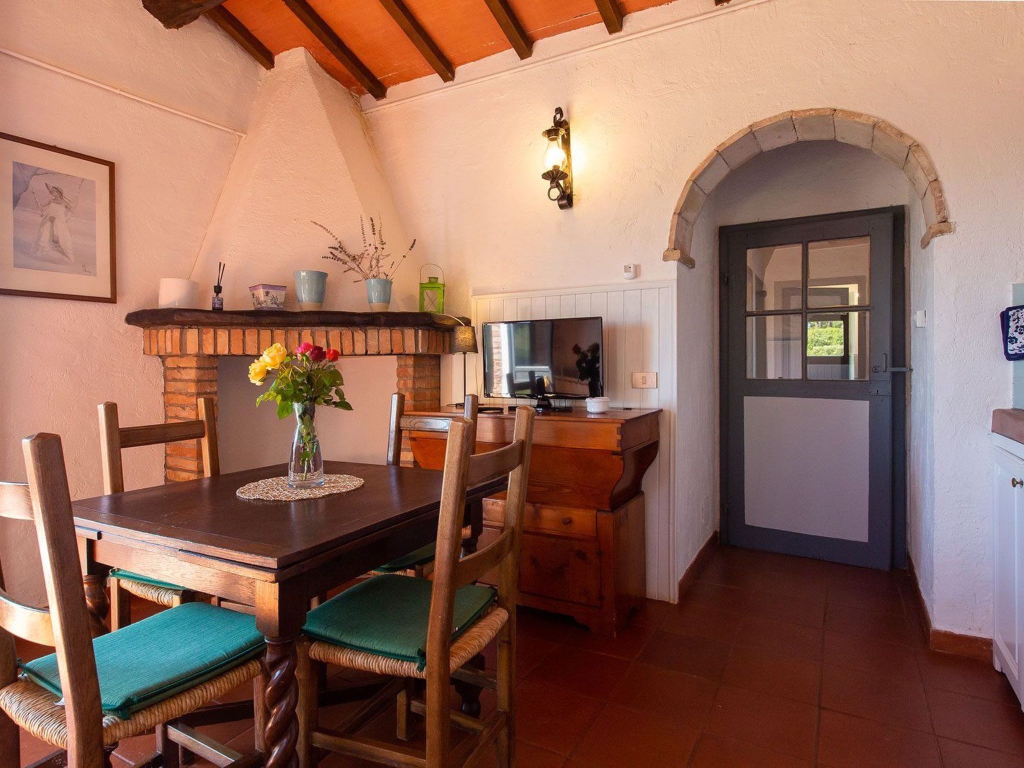 Wunderschöne Wohnung in Chiusi mit Panoramaterrasse-Image-tags.info