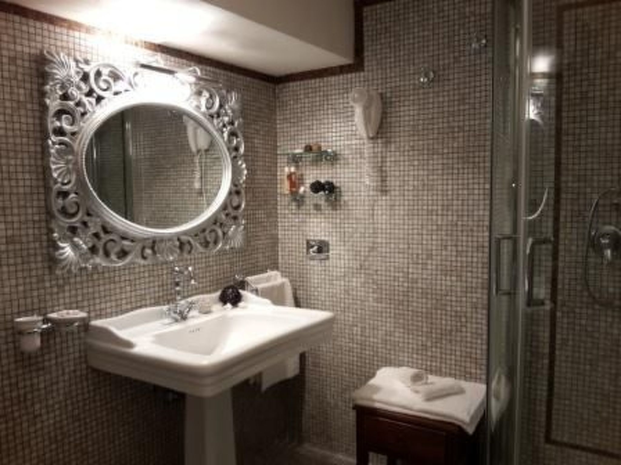 Urlaub in einer mittelalterlichen Burg-Binnen