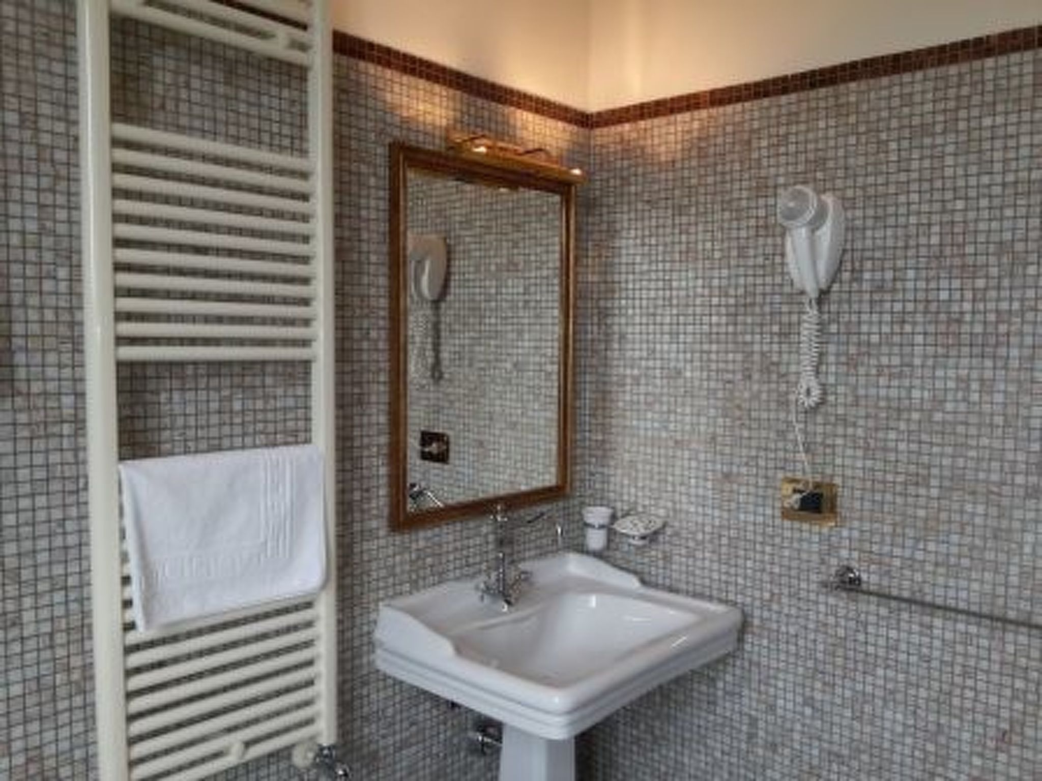 Urlaub in einer mittelalterlichen Burg-Binnen