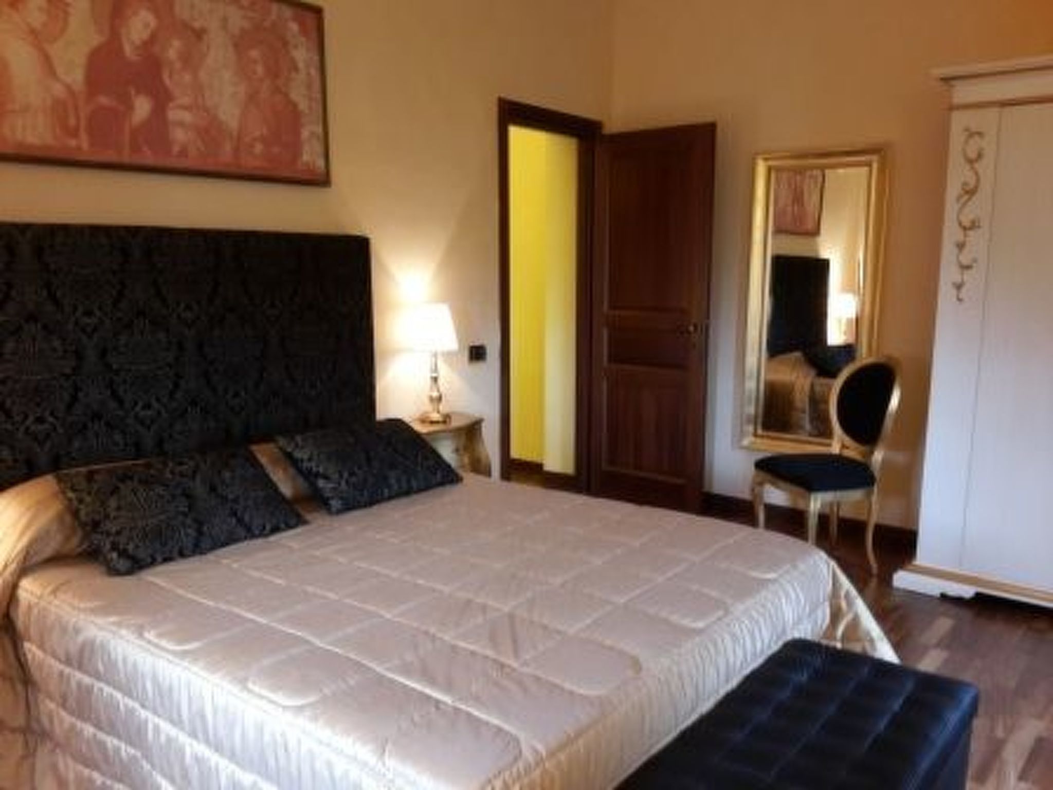 Urlaub in einer mittelalterlichen Burg-Binnen