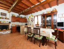 Fogolar: Authentiek appartement in agriturismo aan het Trasimeense meer - thumbnail 6