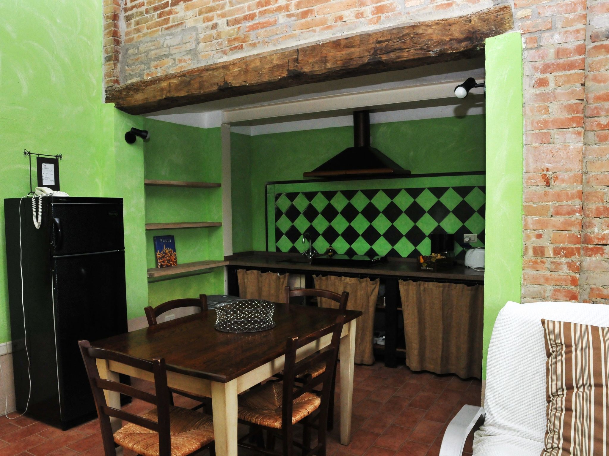 Wohnung in Castiglione Del Lago mit Terrasse, Garten und Grill-Inside