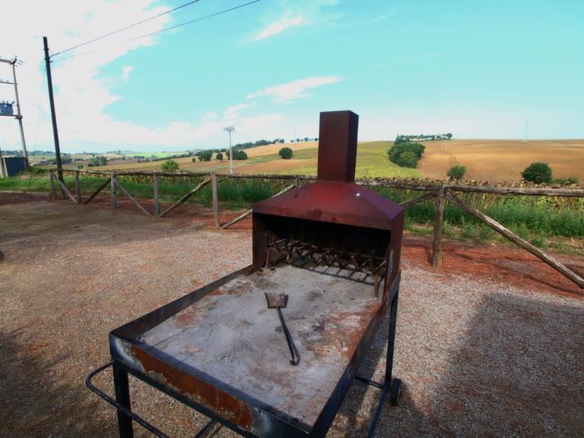 Wohnung in Castiglione Del Lago mit Terrasse, Garten und Grill-Outside