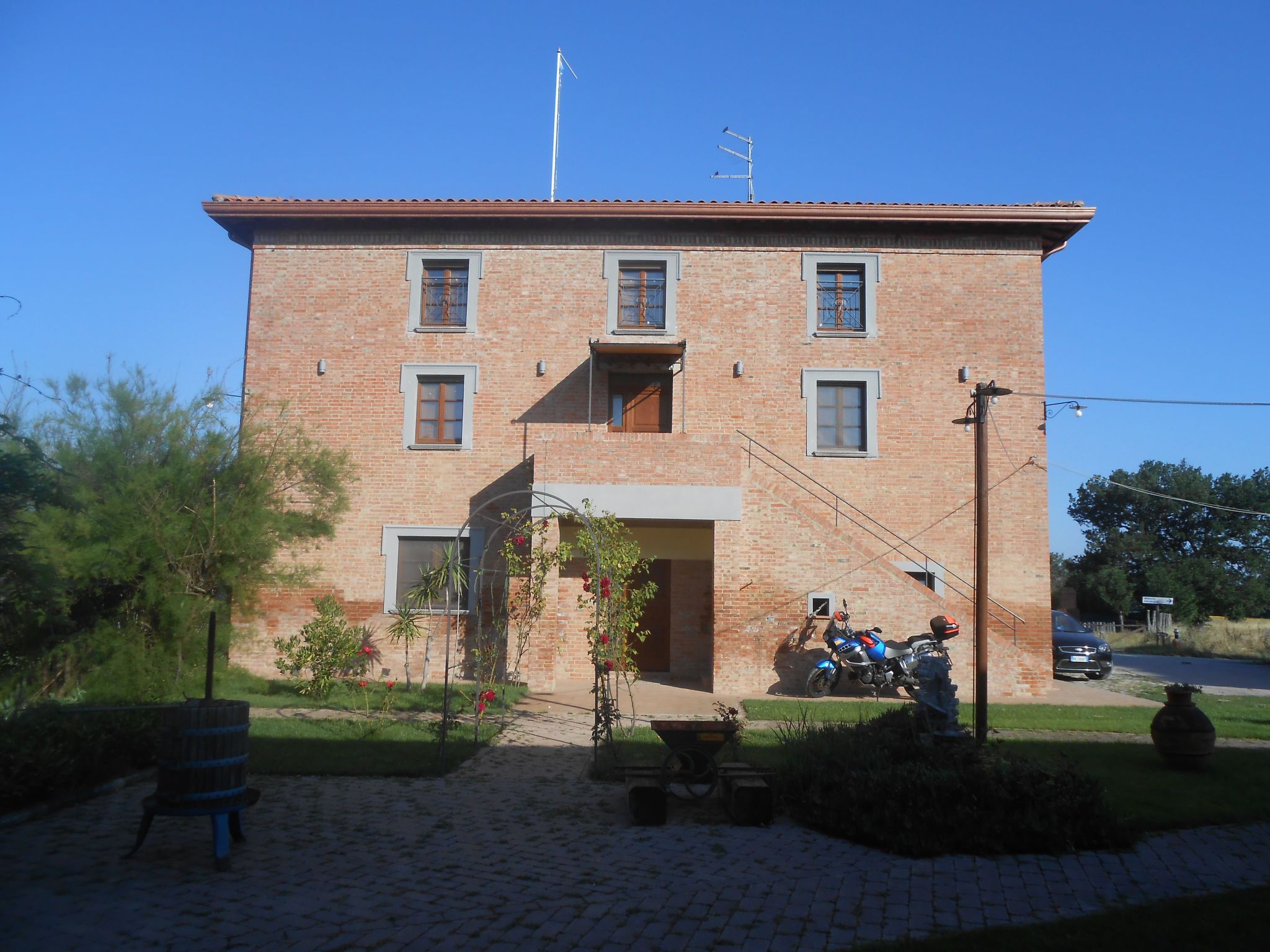 Please note that this accommodation is a guest room.

Basisinformatie
- Huisdieren toegestaan: geen
- Accommodatietype: logeerkamer
- bevindt zich in: complex
- type gebouw: rijtjeshuis
- verdieping w..