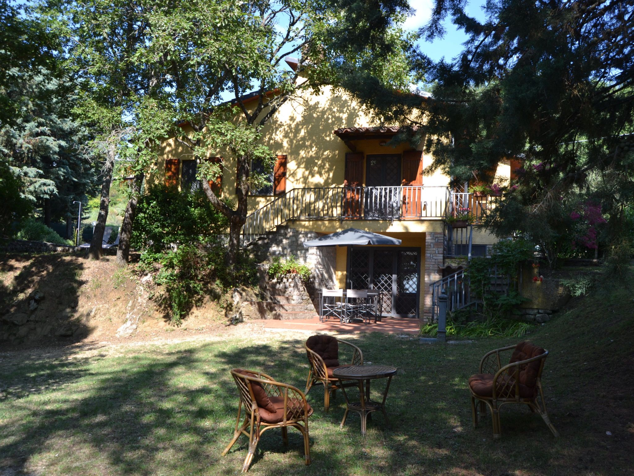 Freistehendes Haus mit Garten zur alleinigen Nutzung-Binnen