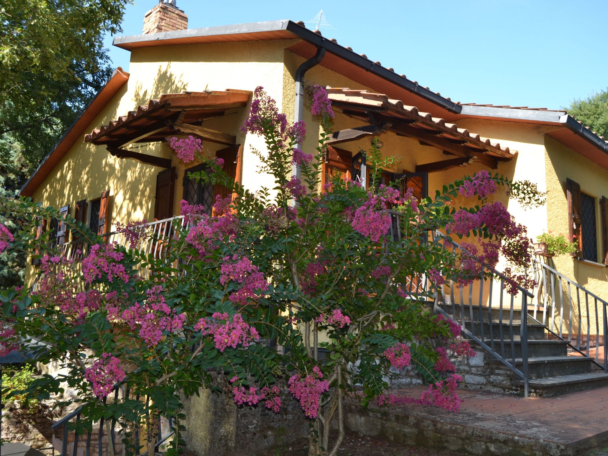 Freistehendes Haus mit Garten zur alleinigen Nutzung-Binnen
