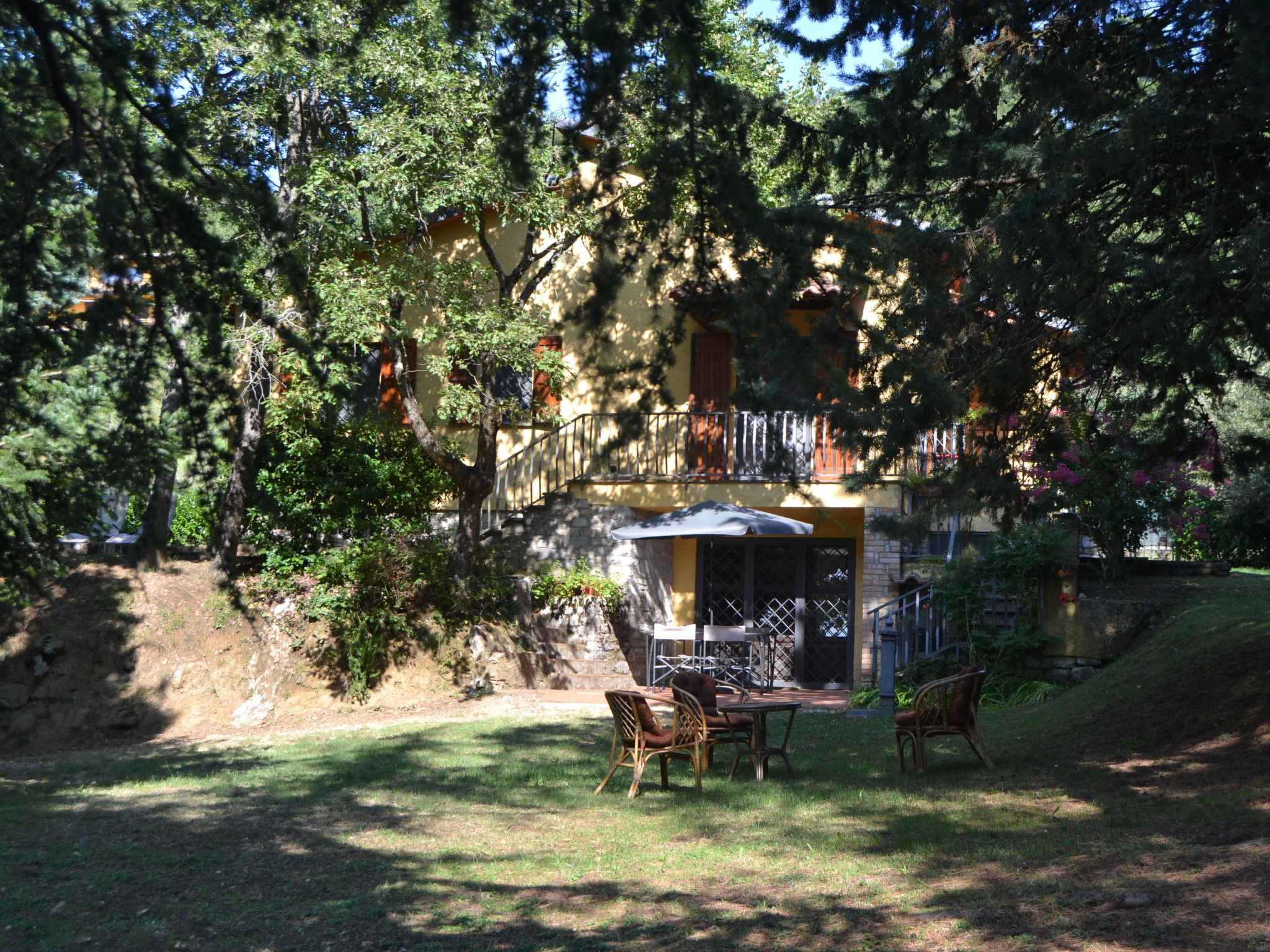 Freistehendes Haus mit Garten zur alleinigen Nutzung-Binnen