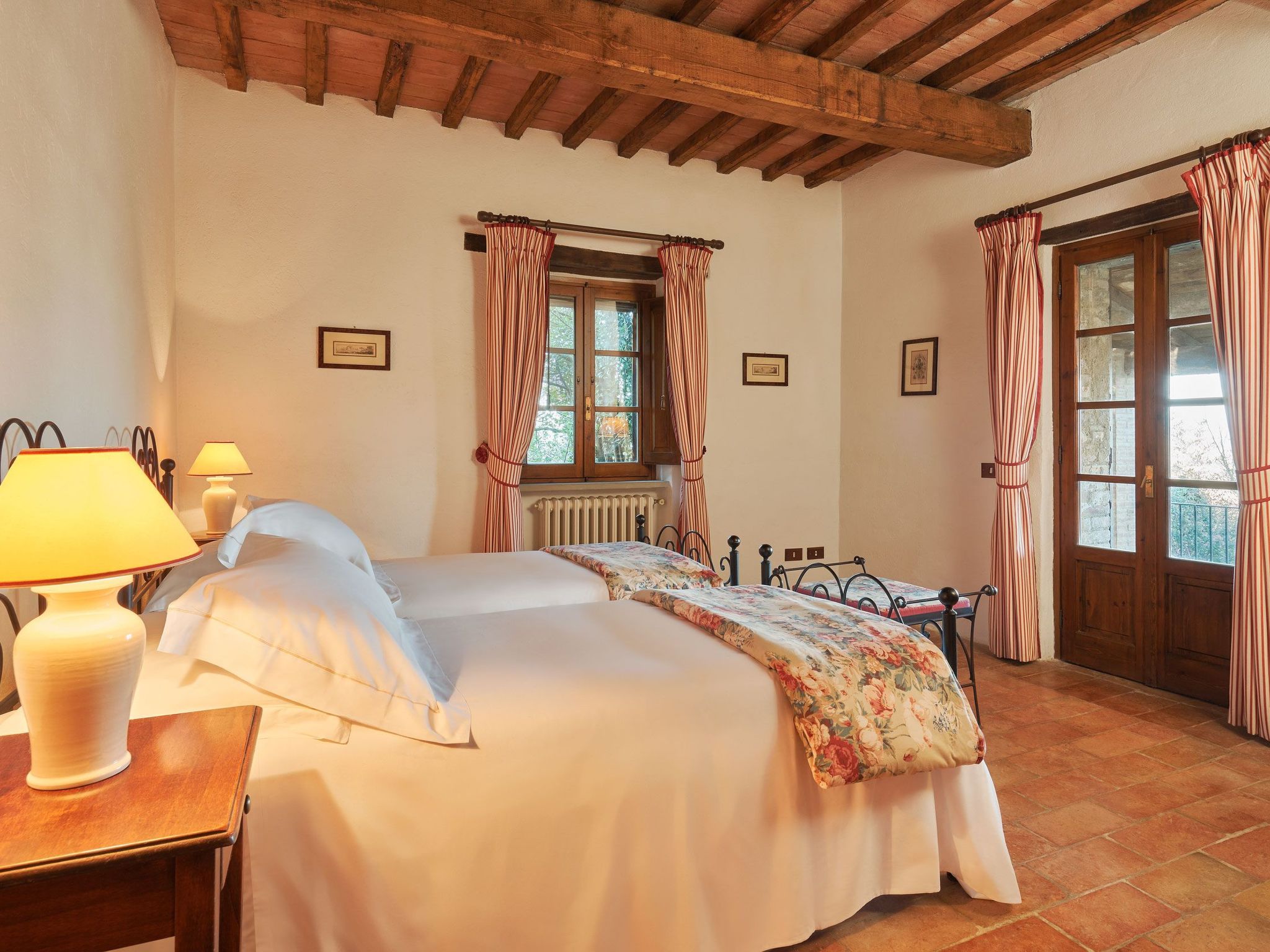 Haus mit Vordach-Image-tags.info