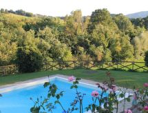 Rustikale Eleganz mit Blick auf die umbrische Landschaft