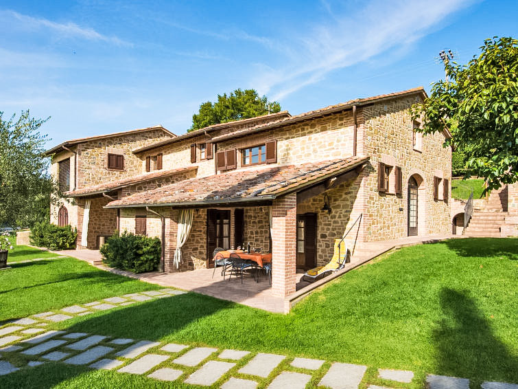 Search and Stay destination Popoltaio-Schiacciato, Umbria - Italy from AU$ 353. Casa Graziani