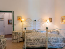 Holiday home Il Giardino Di Eugenia