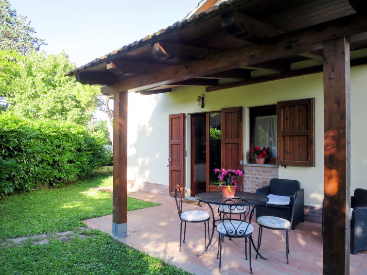 Search and Stay destination Province of Perugia, Umbria - Italy from AU$ 145. Il Monte