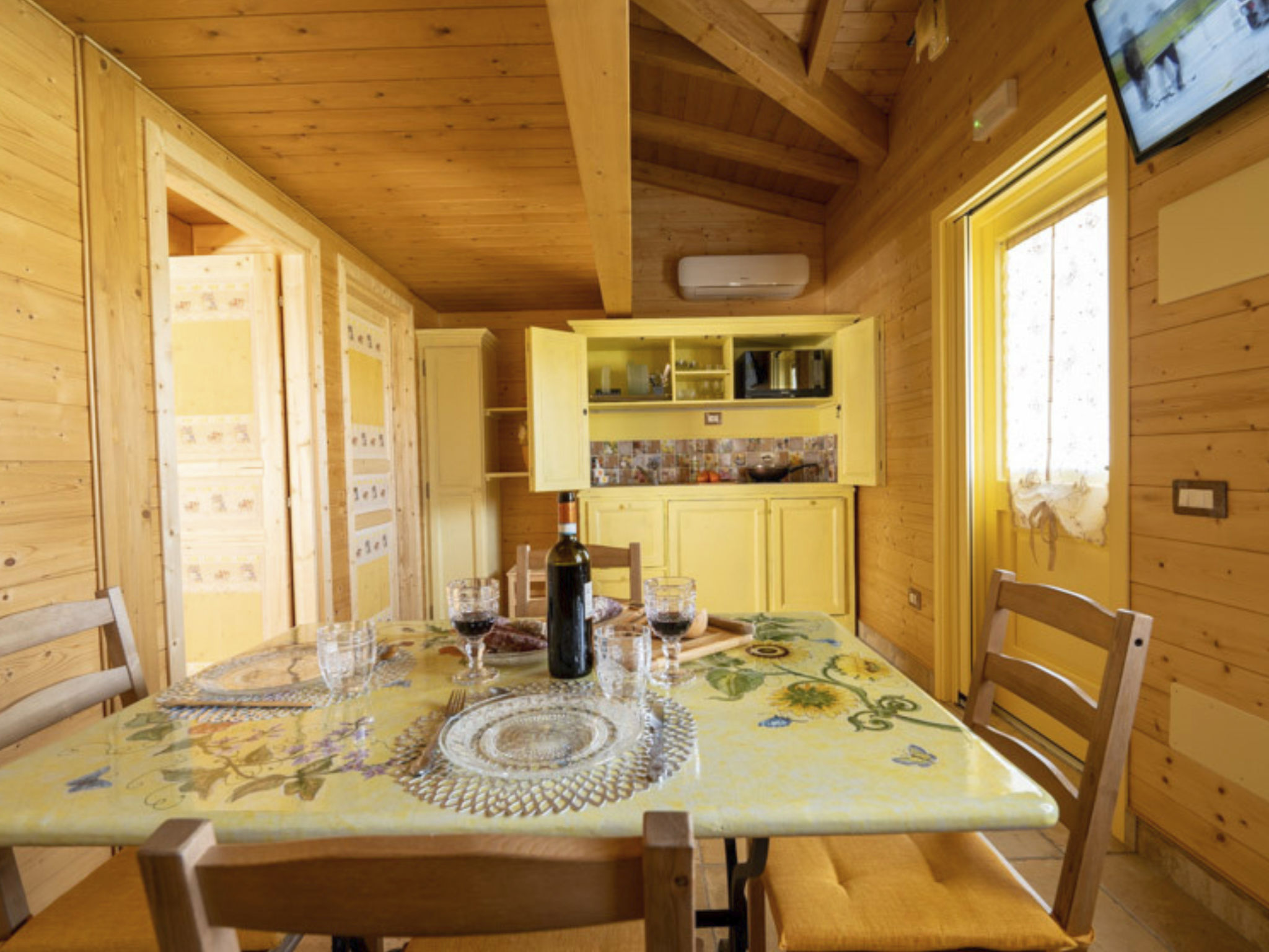 'Messis la gialla'-Dedans