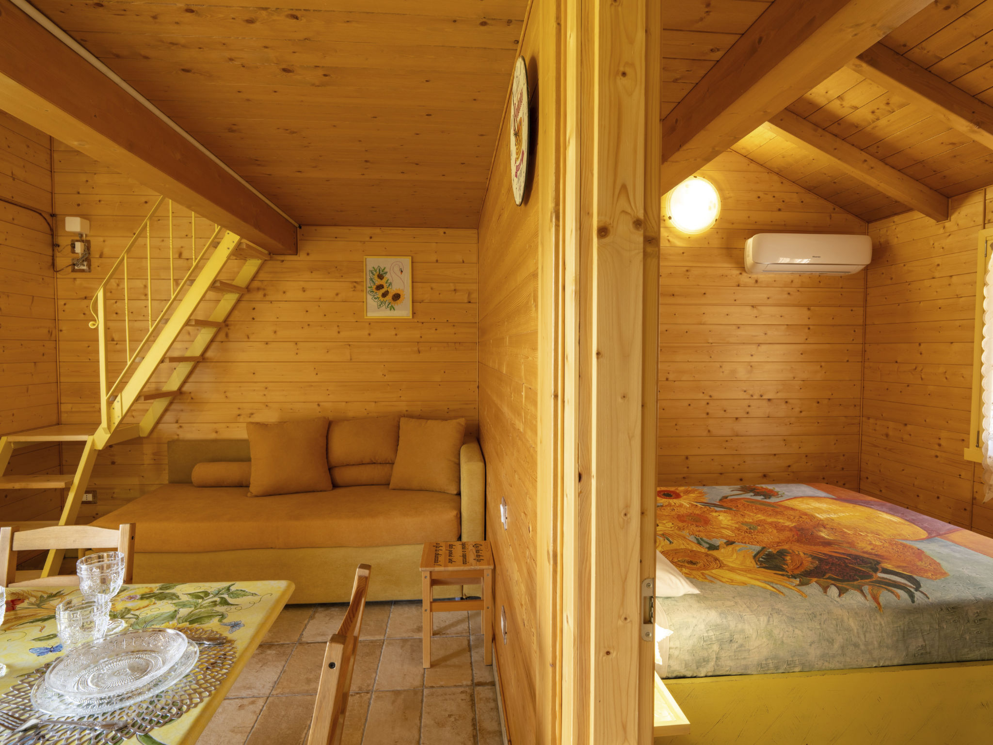 'Messis la gialla'-Dedans