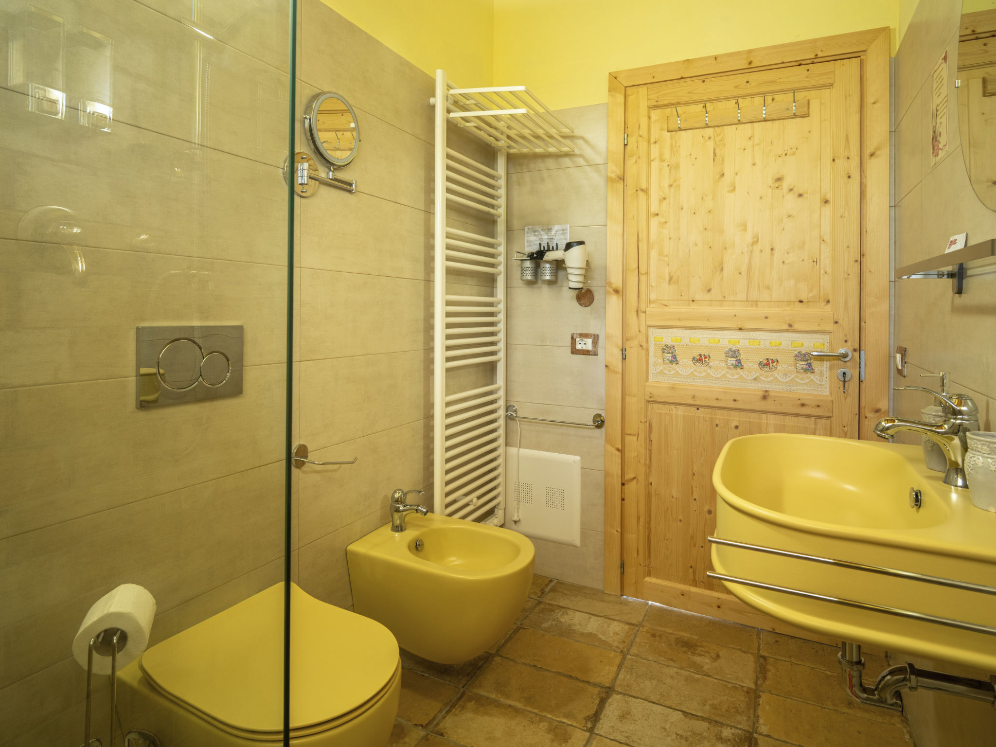 'Messis la gialla'-Dedans