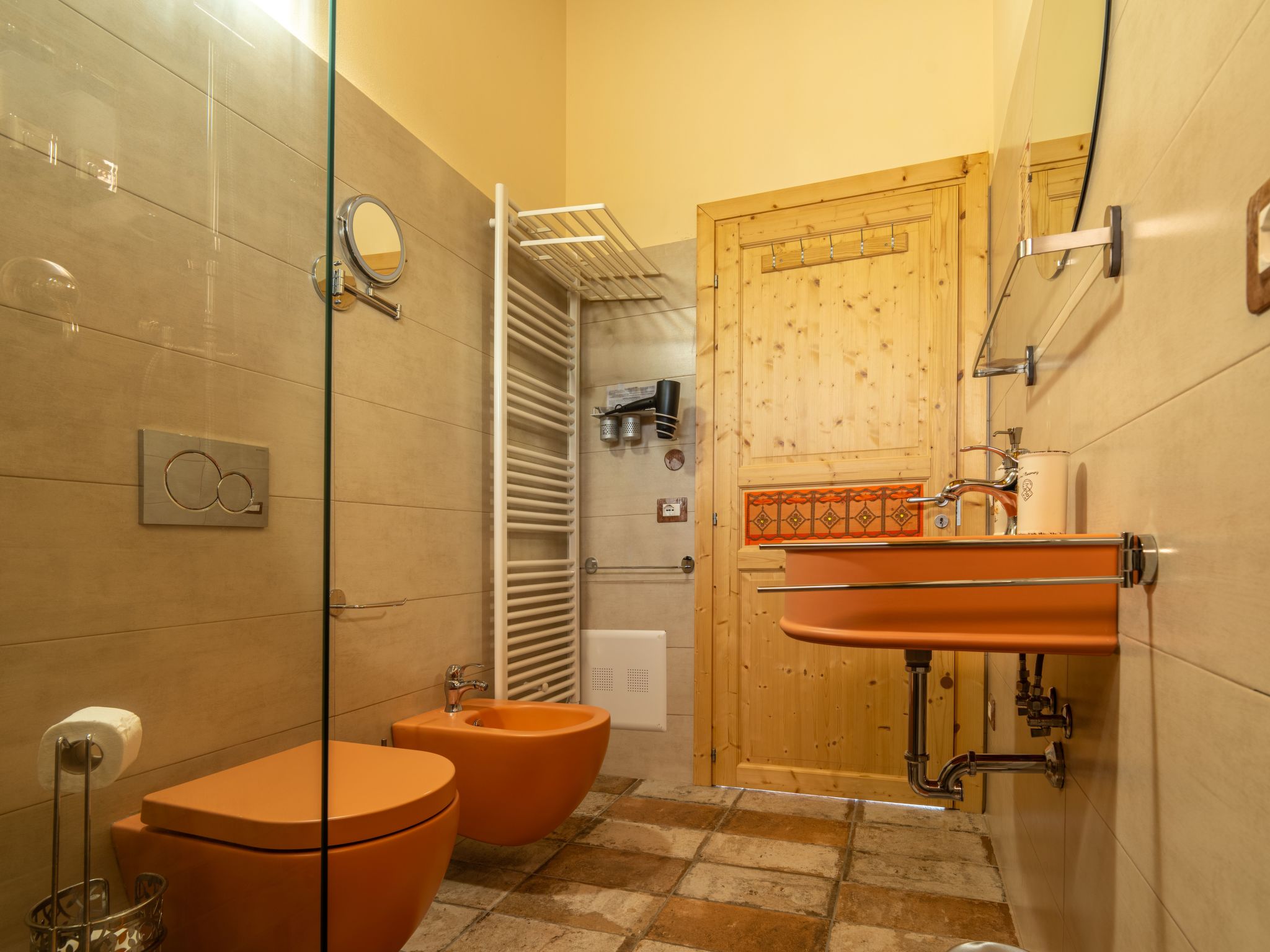 'Vindemia la salmon-Binnen