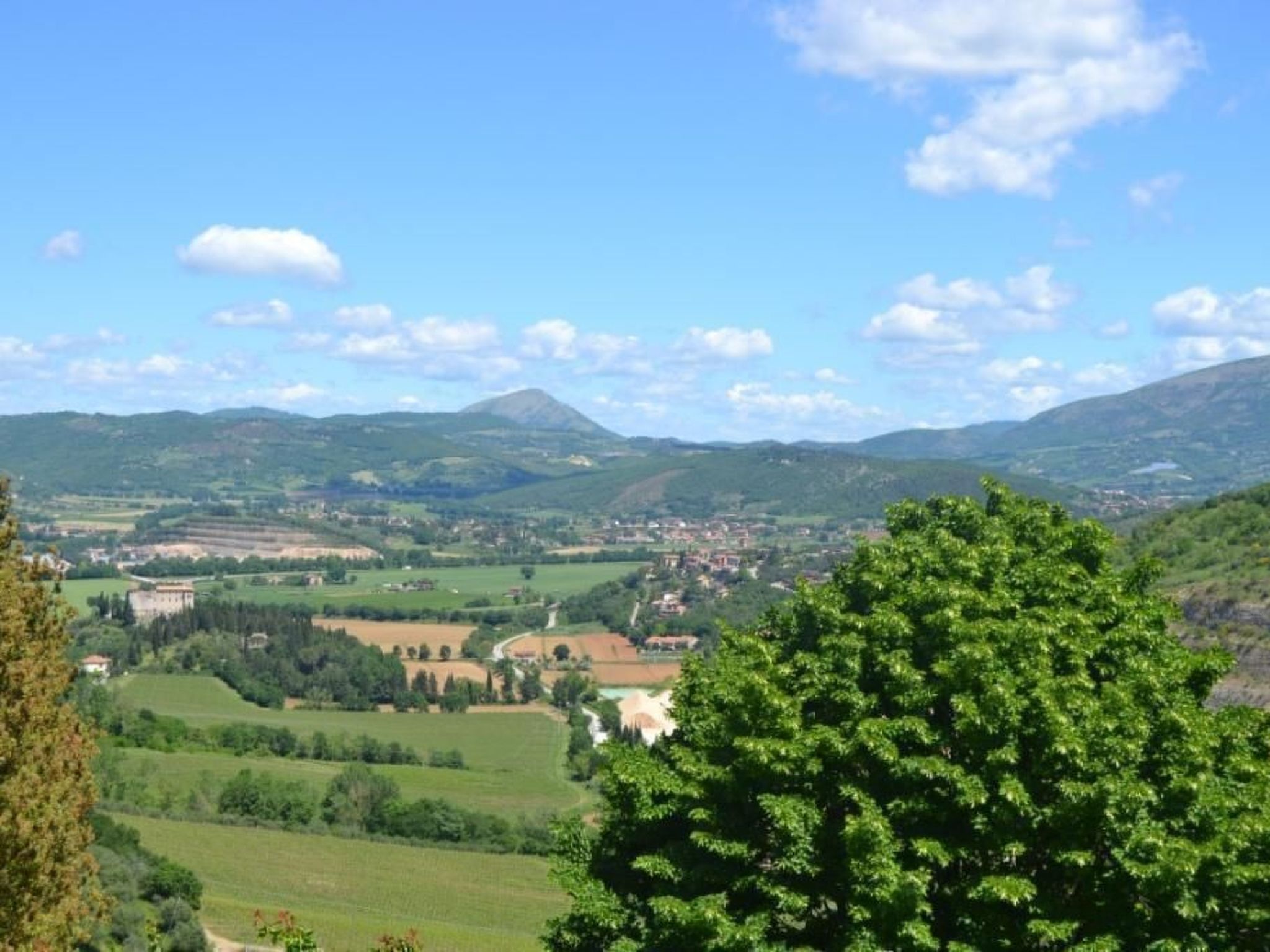 Altes Steinhaus mit Garten-Binnen