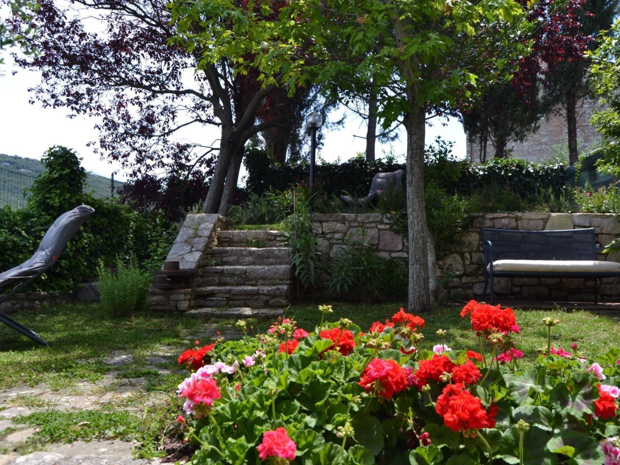 Altes Steinhaus mit Garten-Binnen