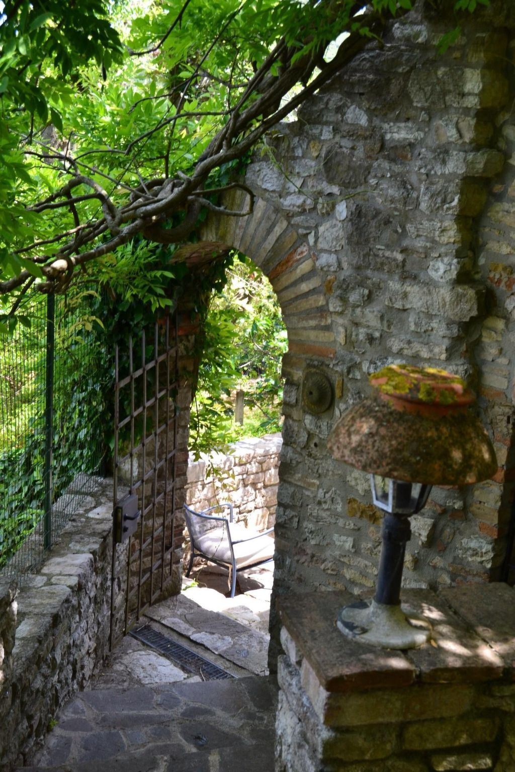 Altes Steinhaus mit Garten-Binnen