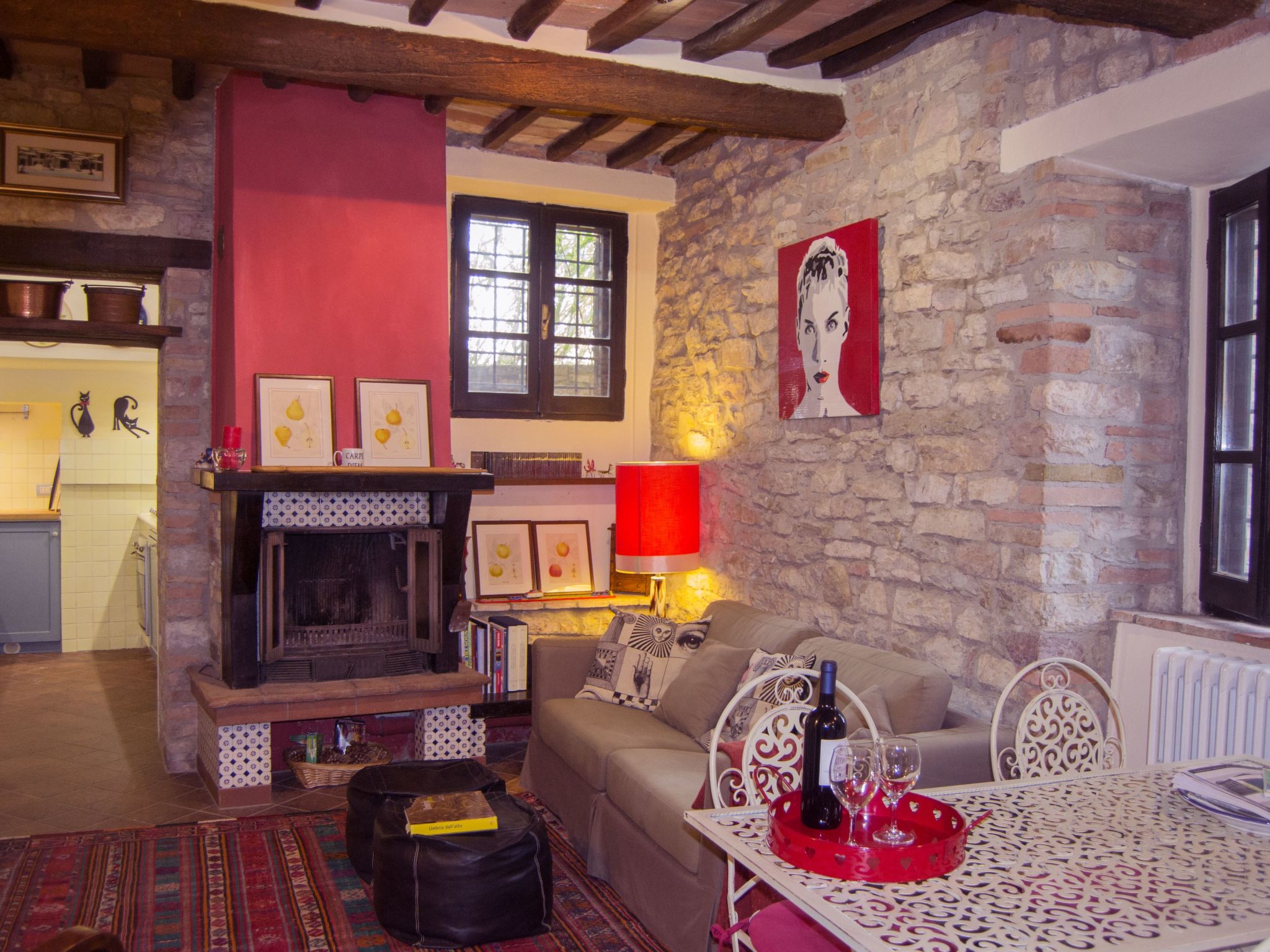 Altes Steinhaus mit Garten-Binnen