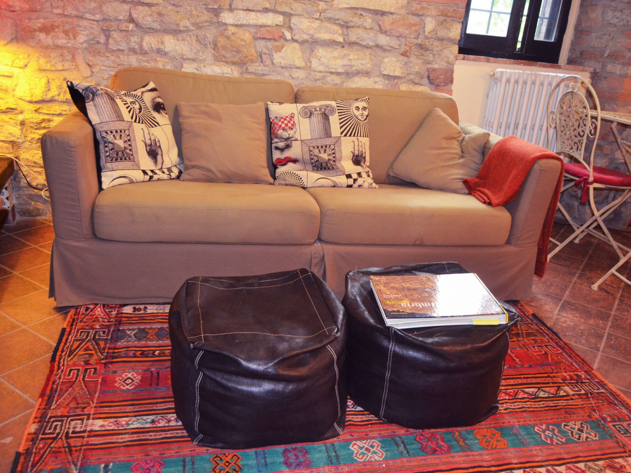 Altes Steinhaus mit Garten-Binnen