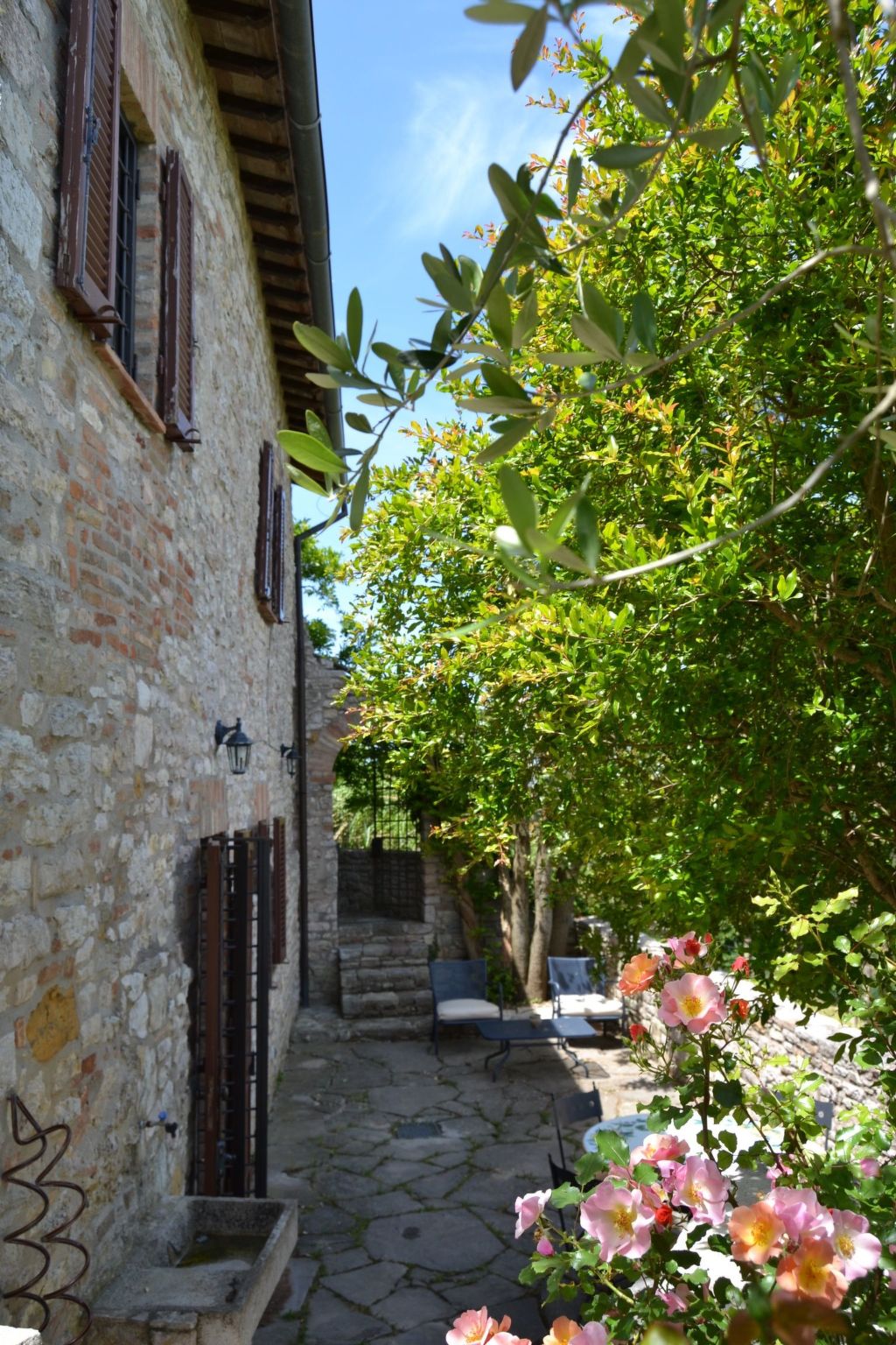 Altes Steinhaus mit Garten-Binnen