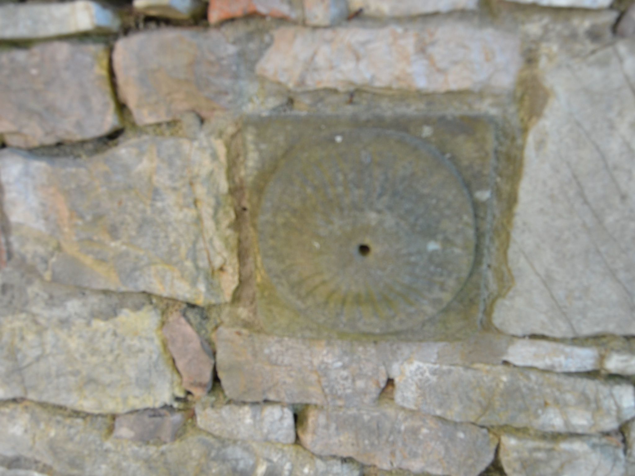 Altes Steinhaus mit Garten