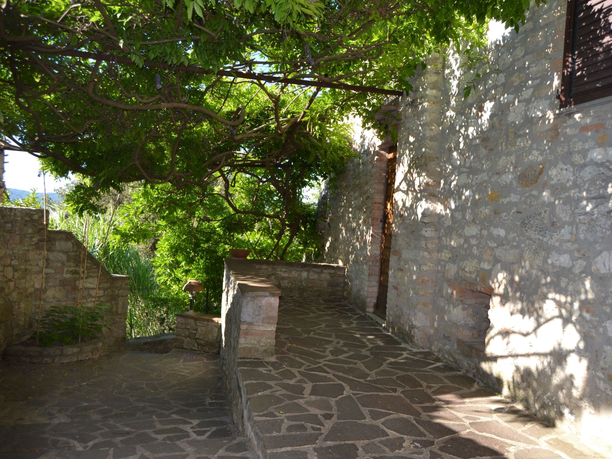 Altes Steinhaus mit Garten-Binnen