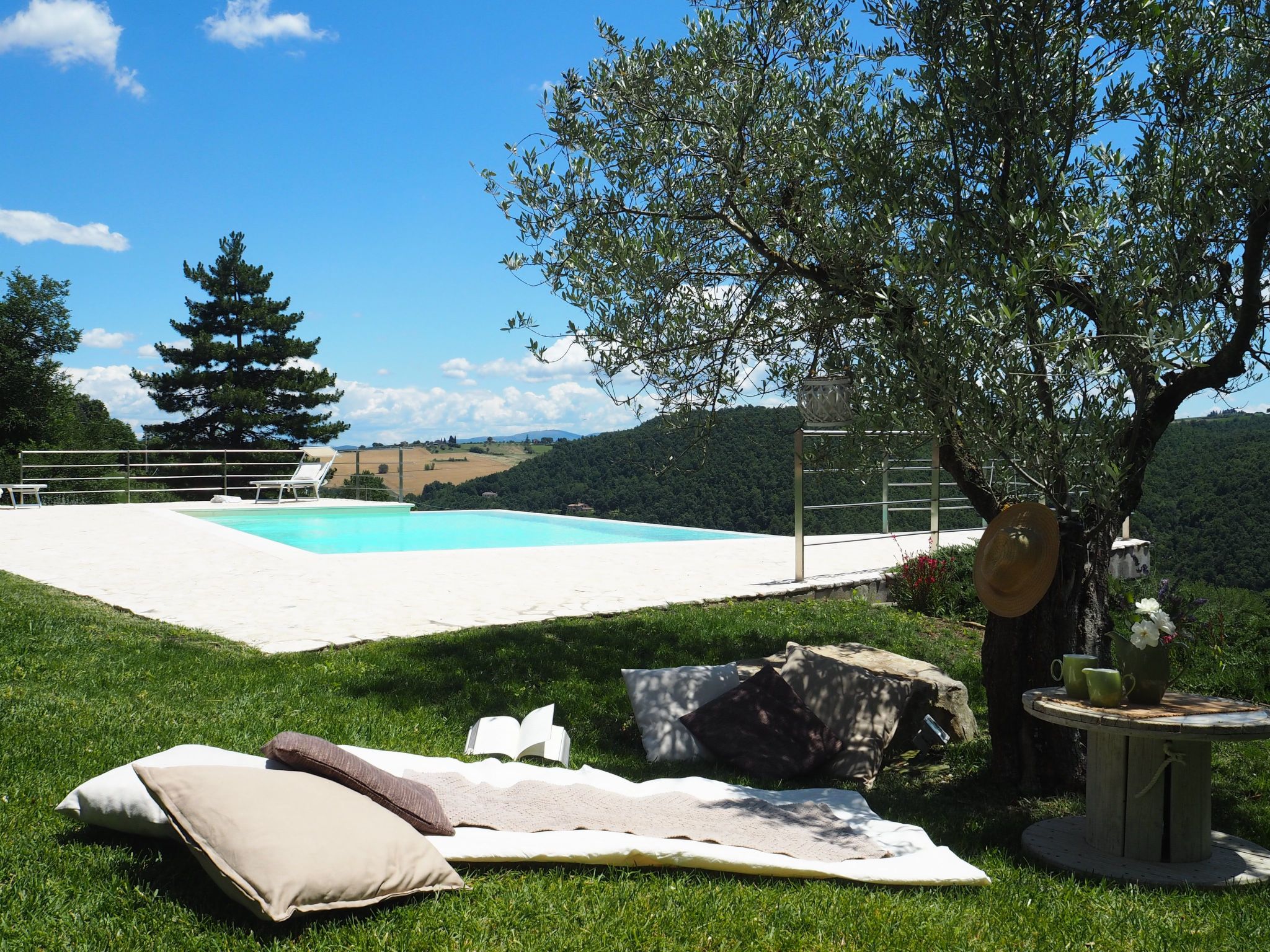 Casale Civitella mit Infinity-Pool