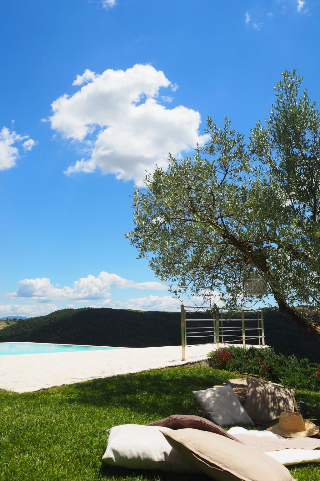 Casale Civitella mit Infinity-Pool-Drinnen