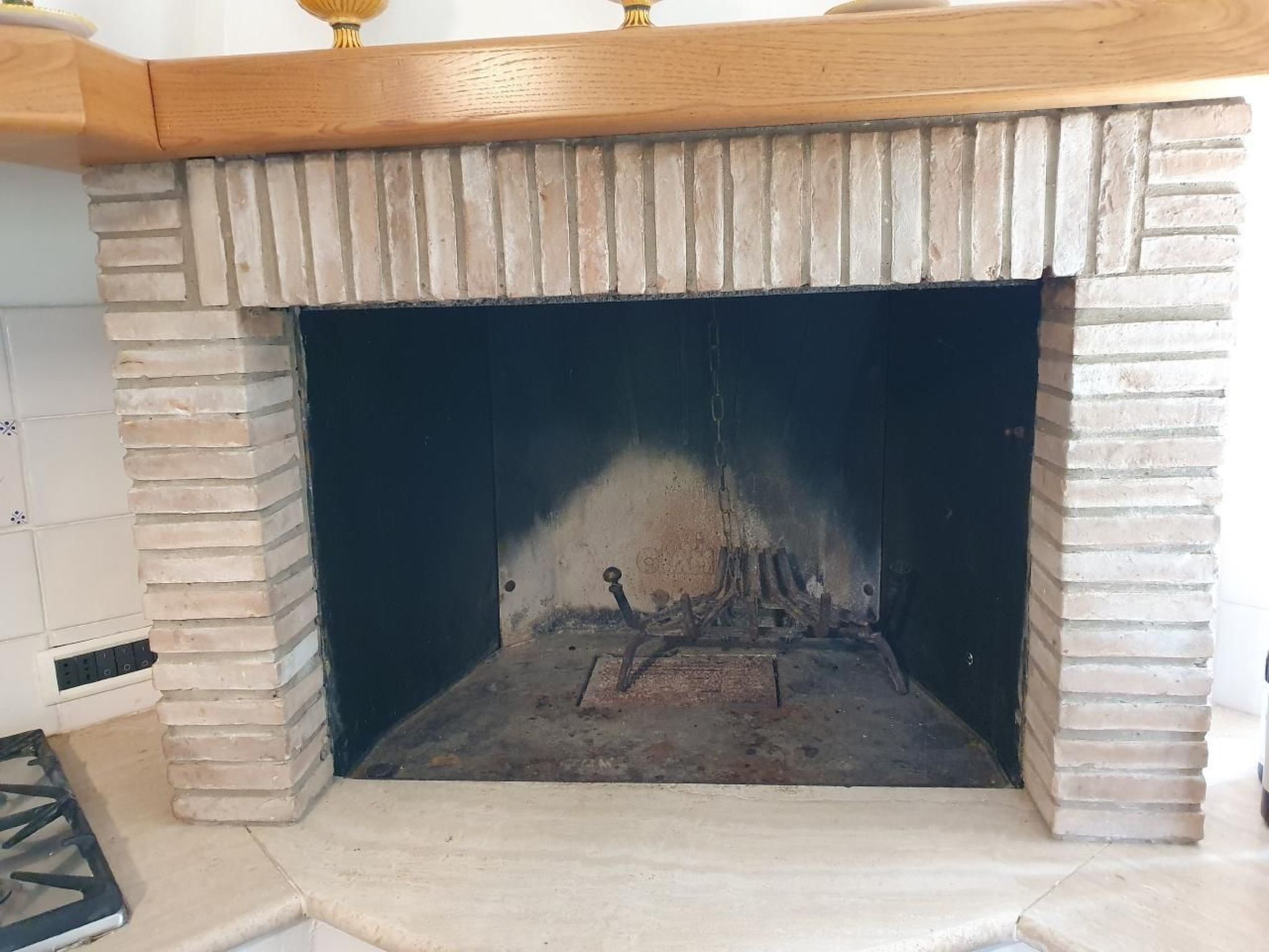 Altes Haus in Rotecastello mit großem Pool-Image-tags.info