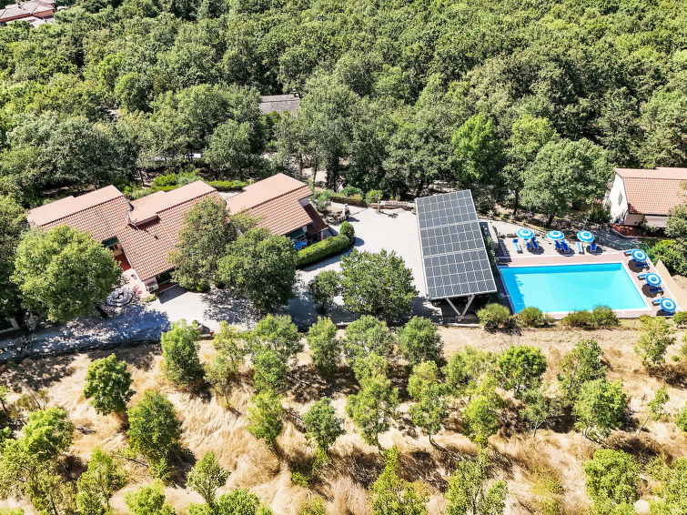 Op 1,0 km van het strand: comfortabel appartement La Rocca in Magione in Magione