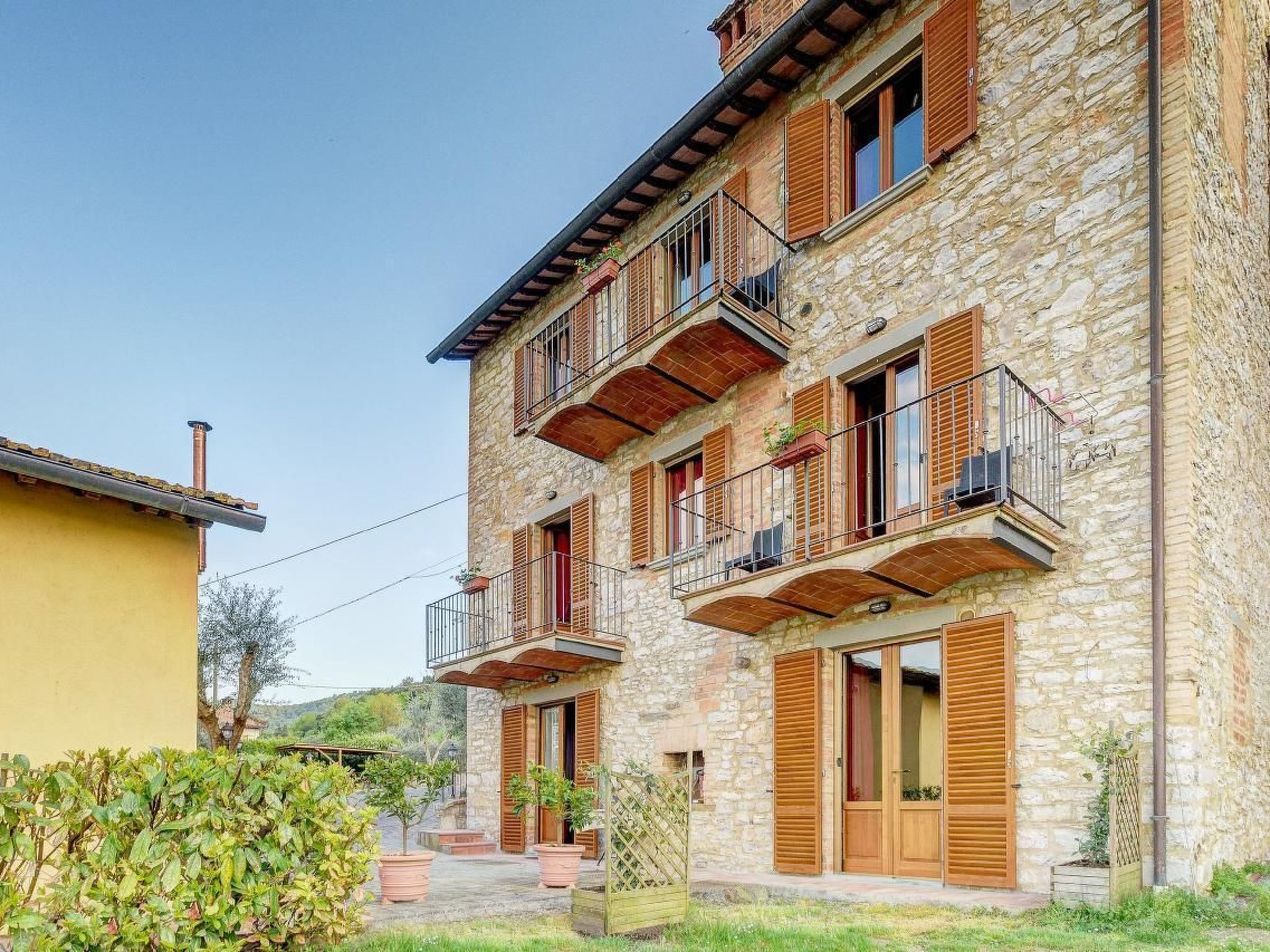 Schöne Wohnung in Magione mit Garten, gemeinschaftlichem Pool und Grill-Binnen