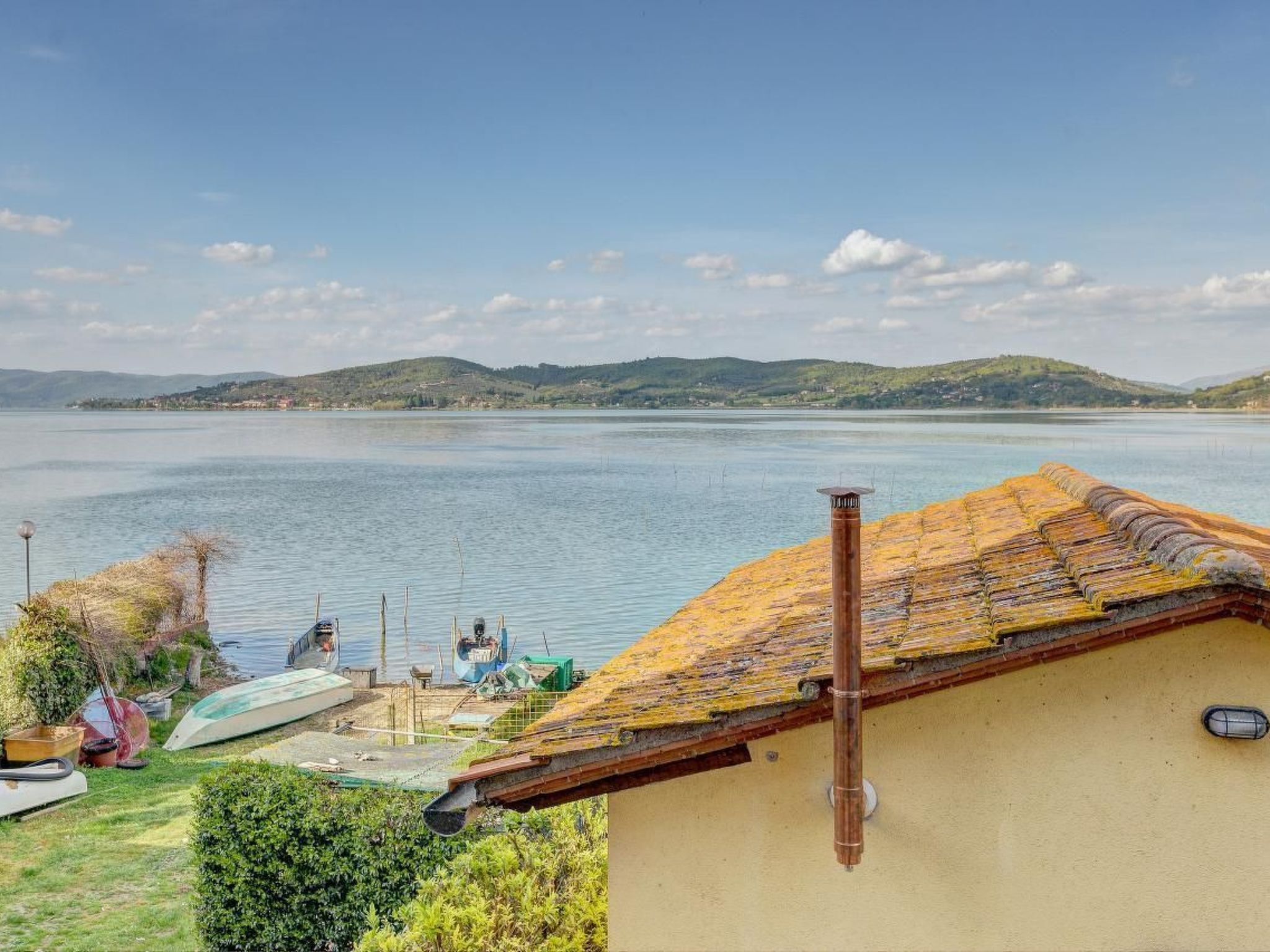 Schöne Wohnung in Magione mit Garten, gemeinschaftlichem Pool und Grill-Binnen