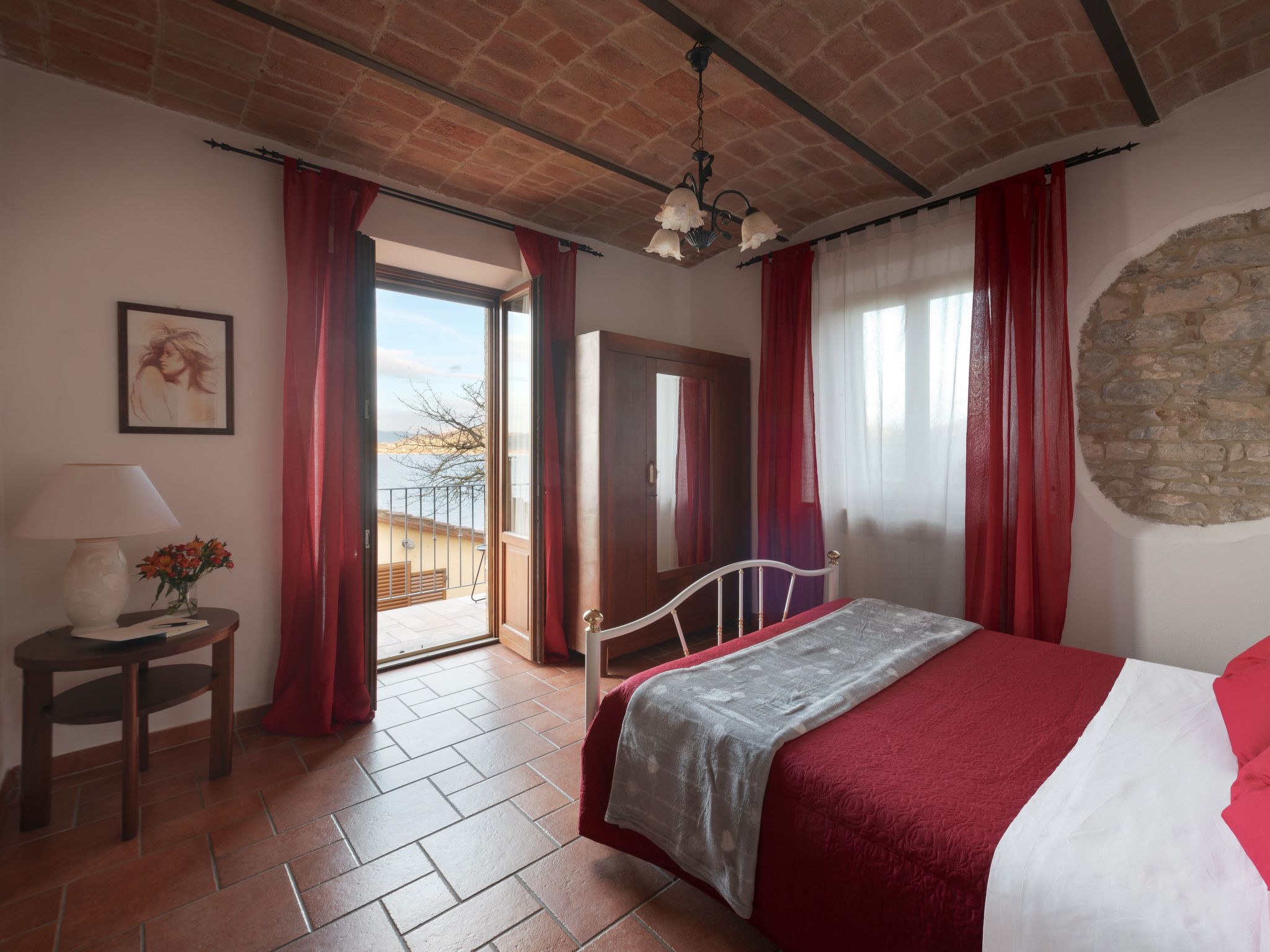 Schöne Wohnung in Magione mit Garten, gemeinschaftlichem Pool und Grill-Binnen