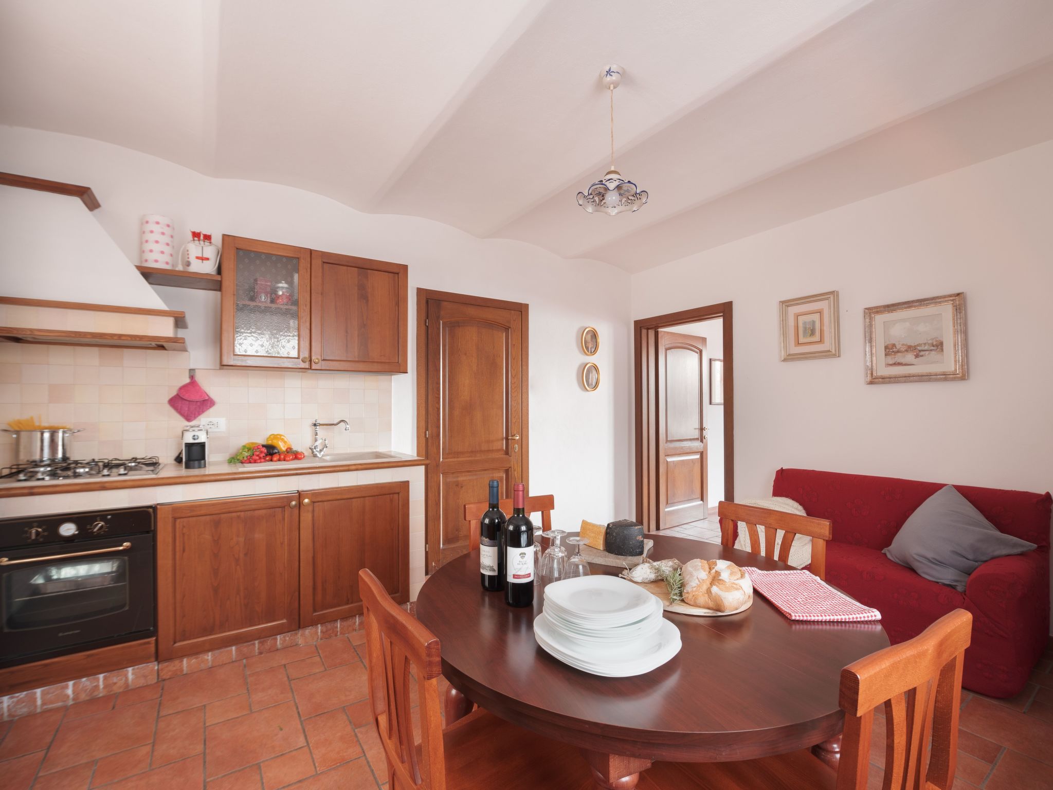 Schöne Wohnung in Magione mit Garten, gemeinschaftlichem Pool und Grill-Binnen