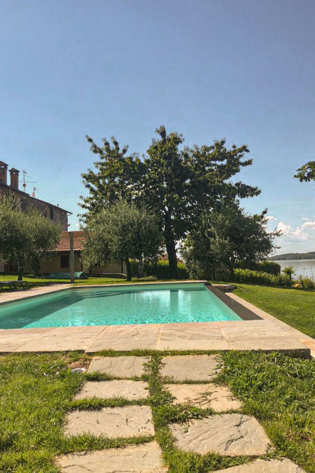 Schöne Wohnung in Magione mit Garten, gemeinschaftlichem Pool und Grill-Binnen