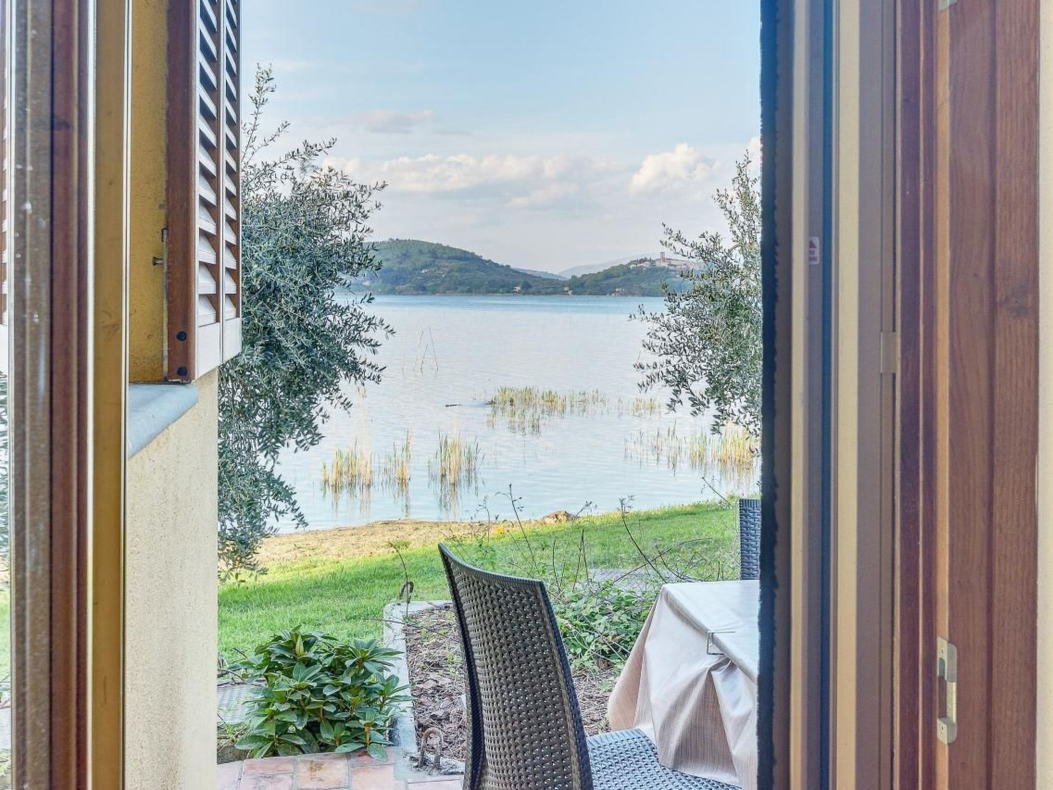 In Magione mit Garten und Grill-Binnen