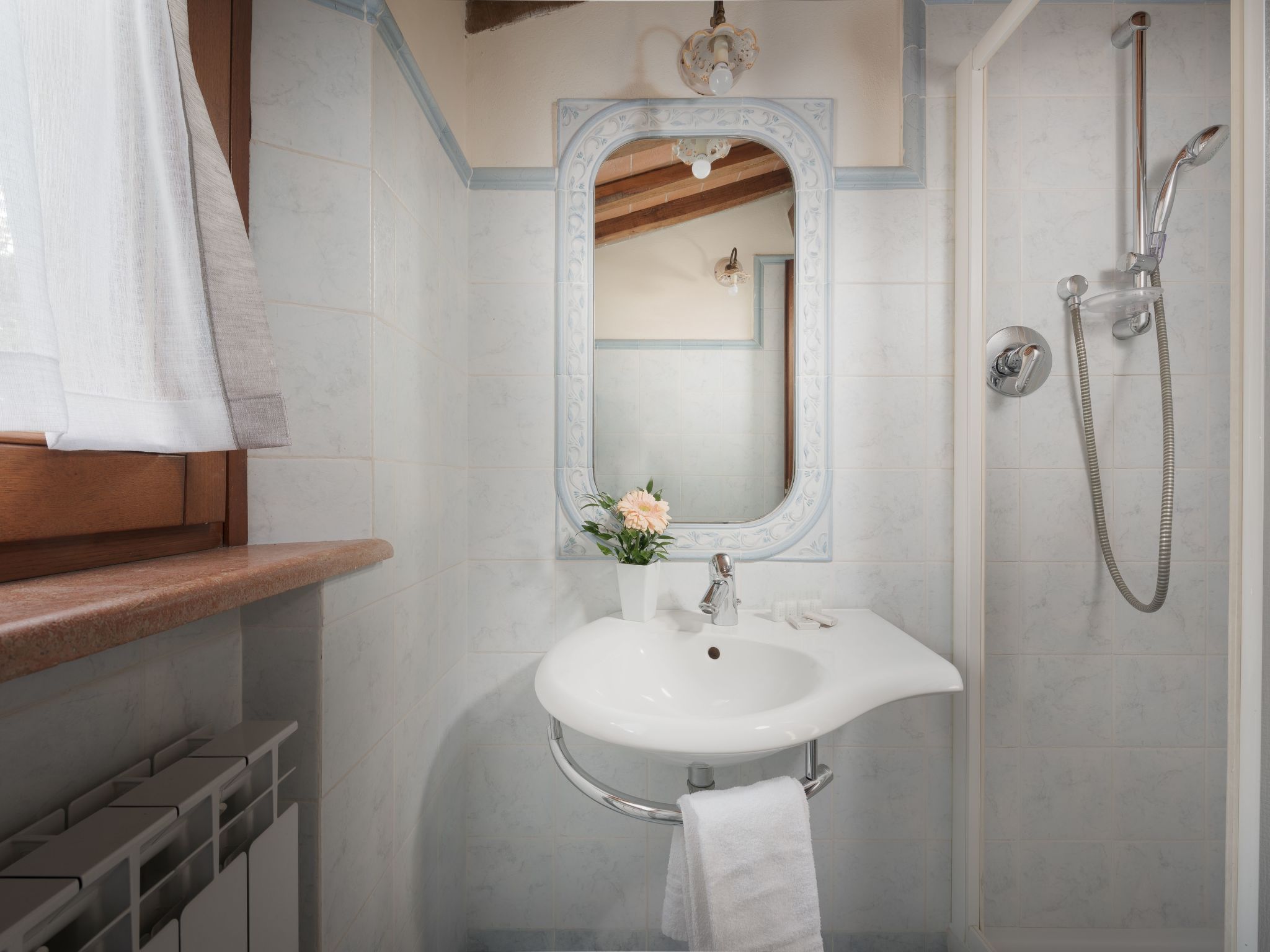 In Magione mit Garten und Grill-Binnen