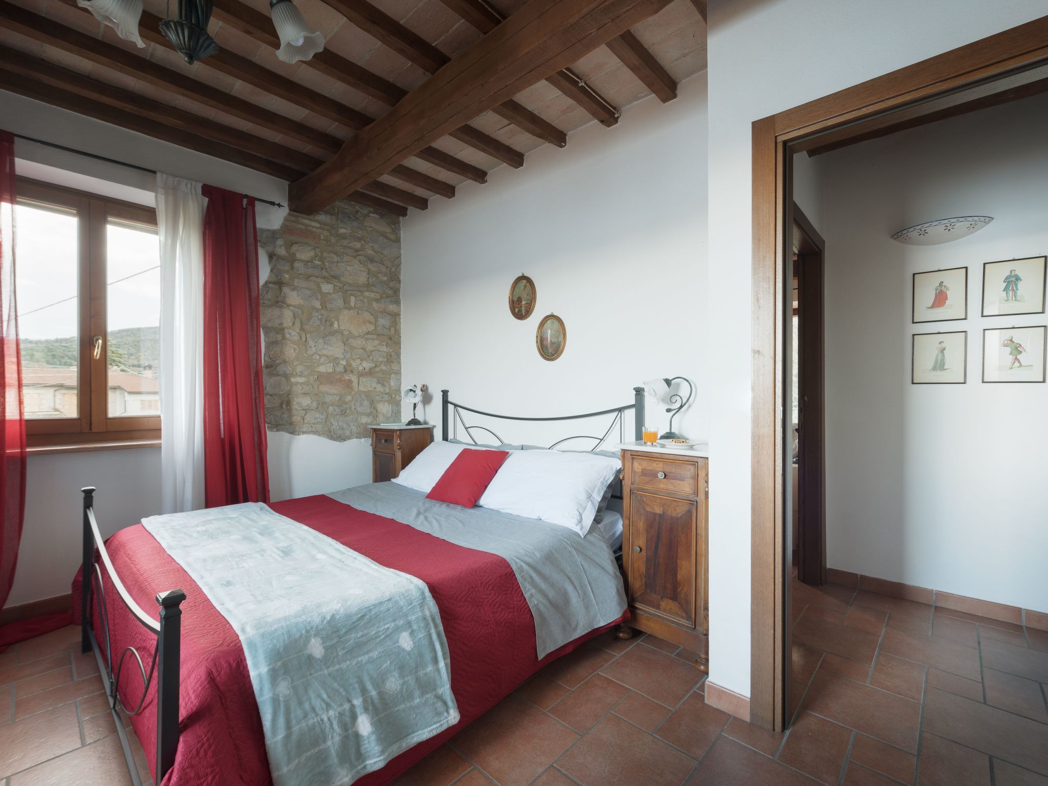 Wohnung in Magione mit Grill, Whirlpool und gemeinschaftlichem Pool-Binnen