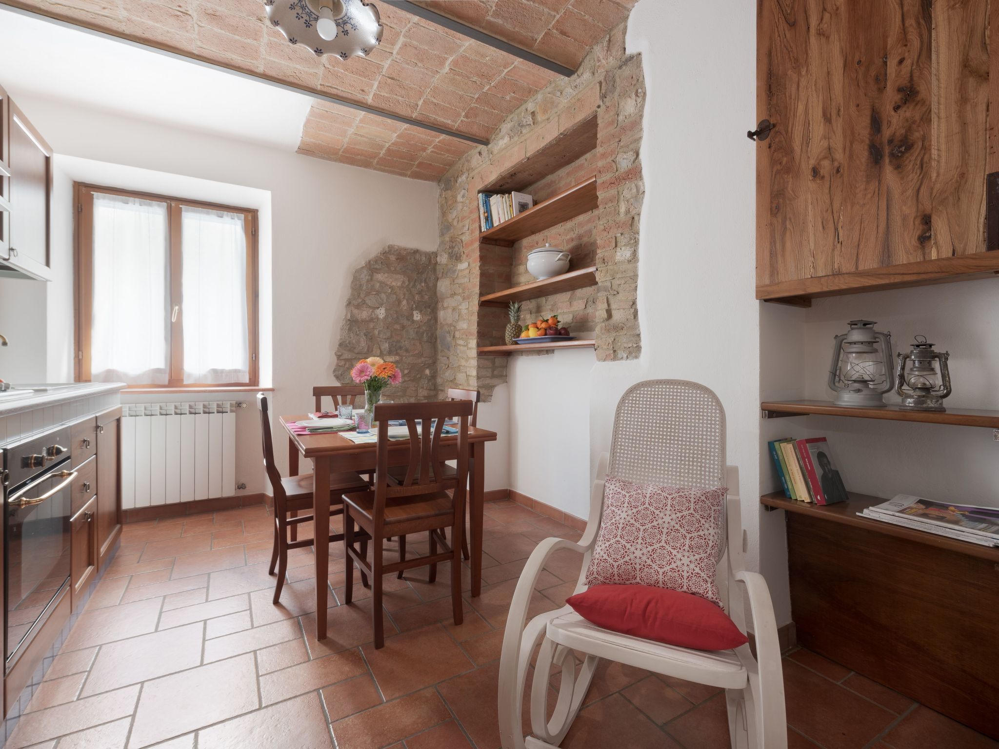 Appartement in Magione mit Grill, Terrasse und Garten-Binnen