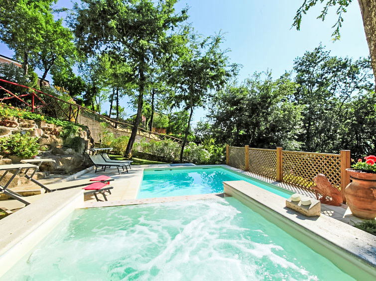 Search and Stay destination Provincia di Perugia, Umbria - Italy from AU$ 265. Oleandra sul Lago