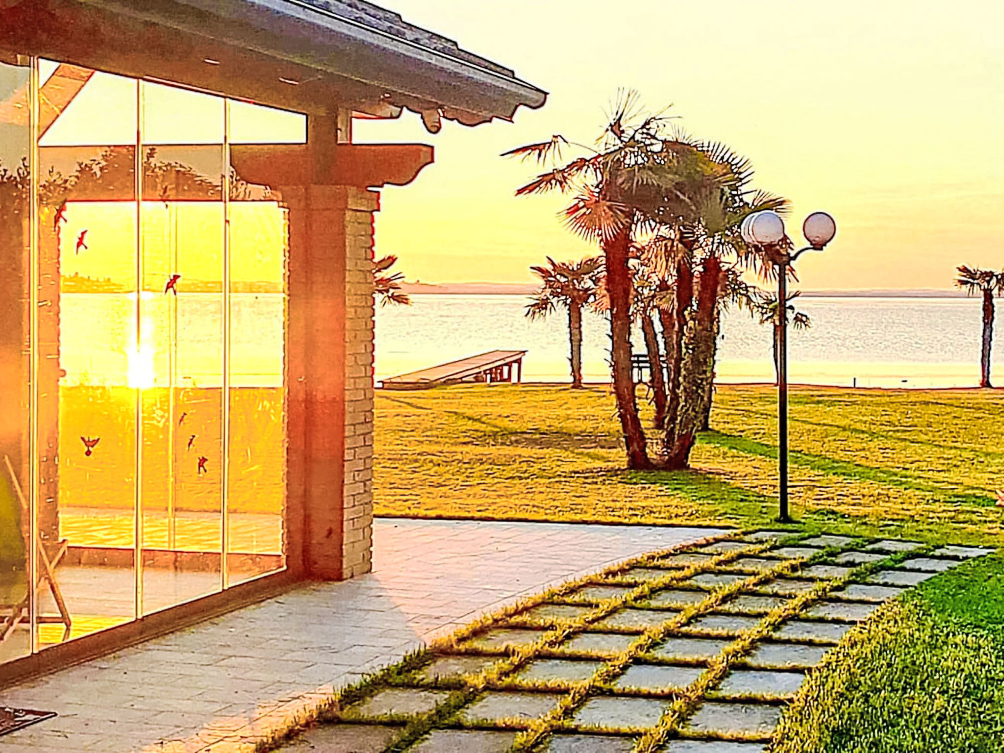 La Spiaggia - Outside