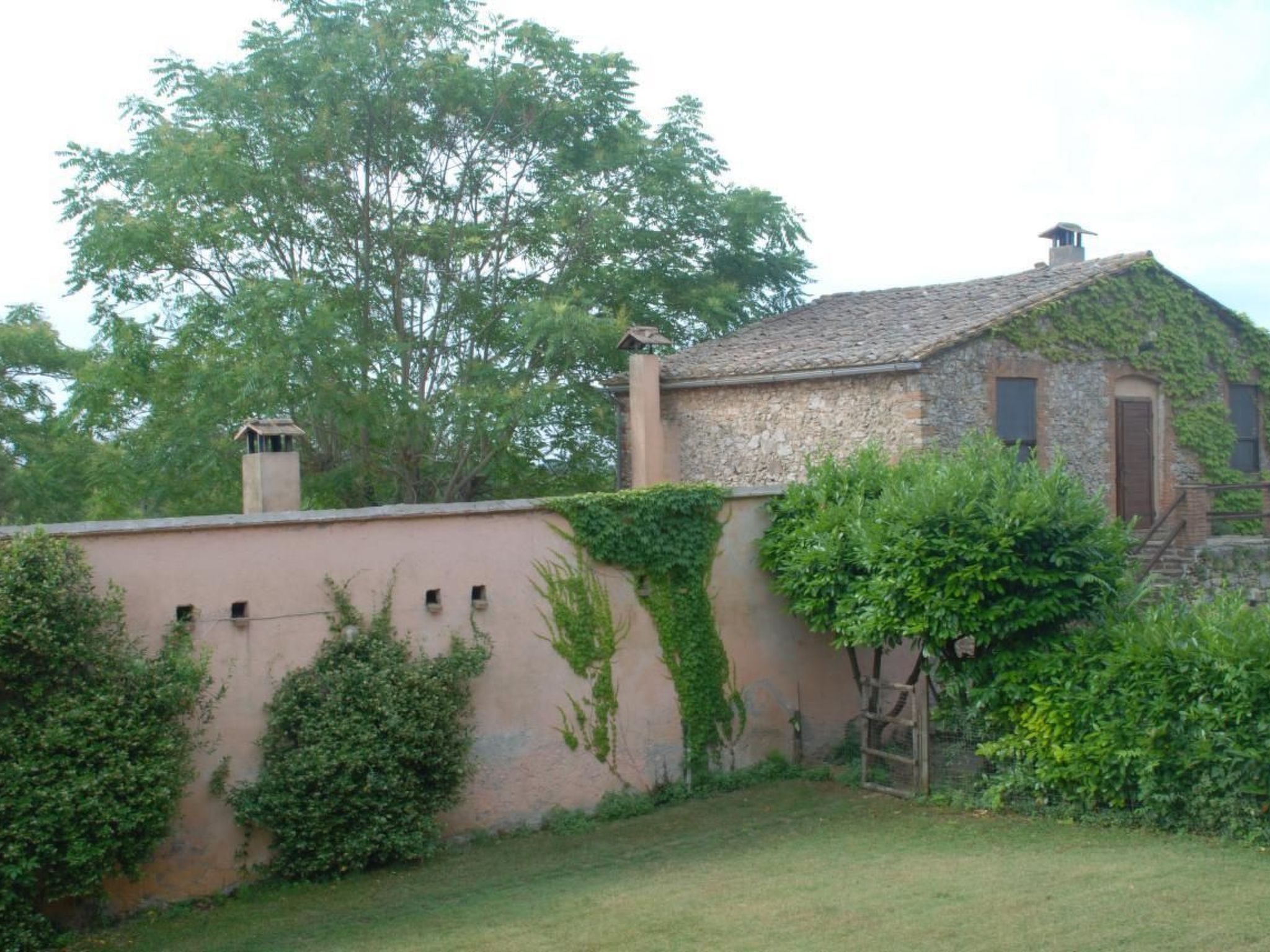 Unabhaengige Wohnung in Amelia mit Grill und Gar-Image-tags.info