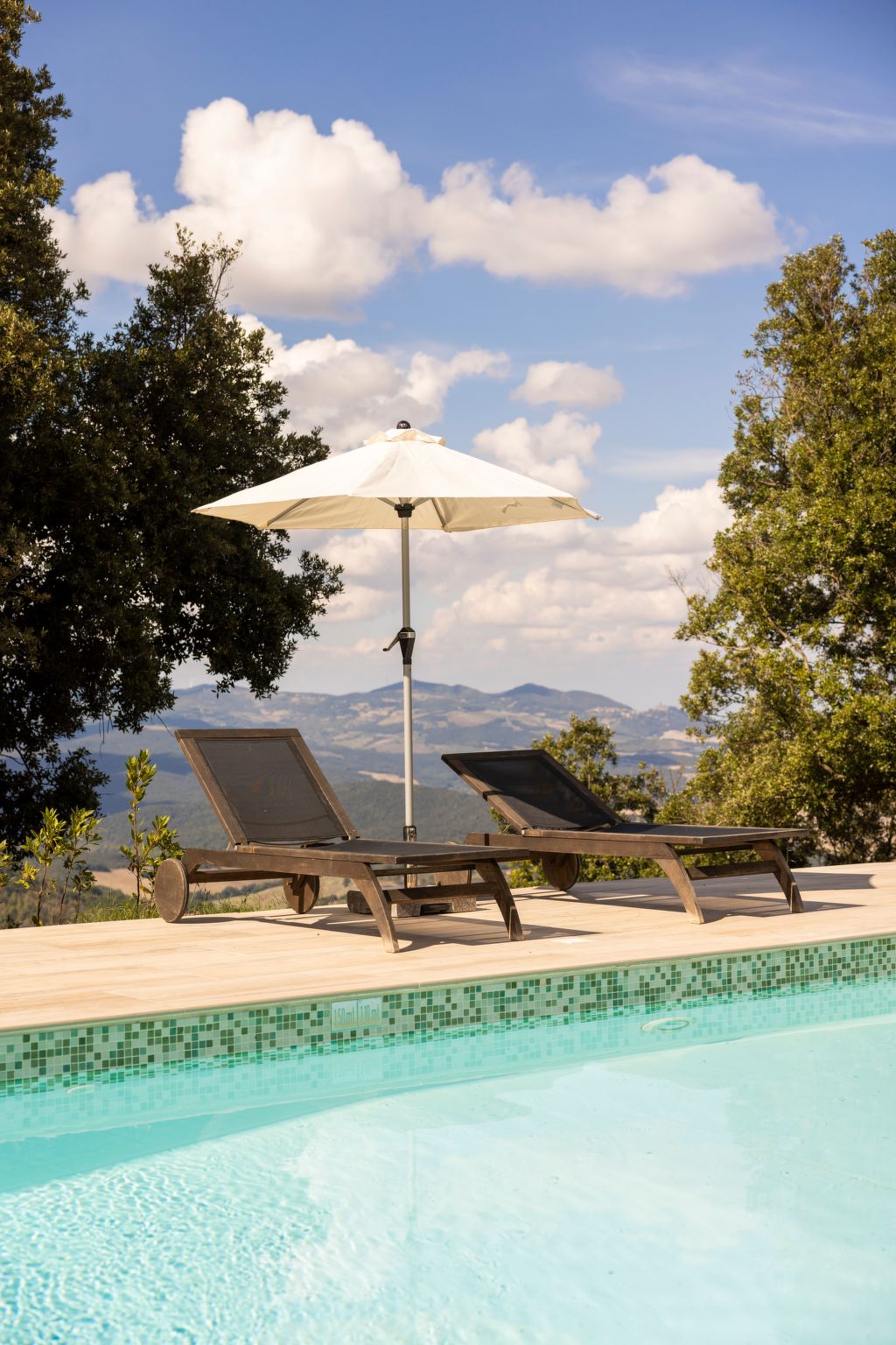 Historisches Bauernhaus mit Pool-Binnen