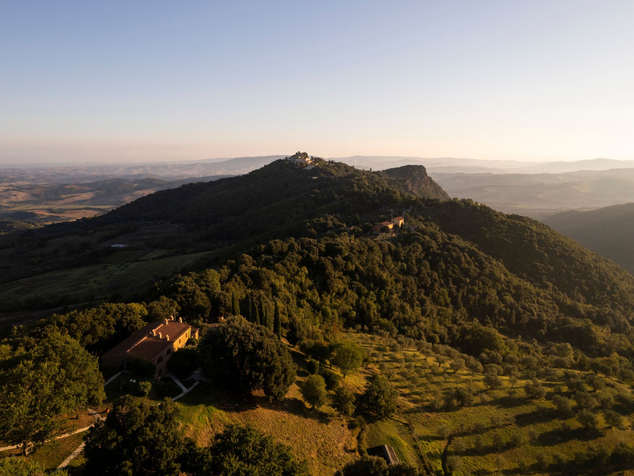 Landgut mit eigenem Parkplatz-Binnen