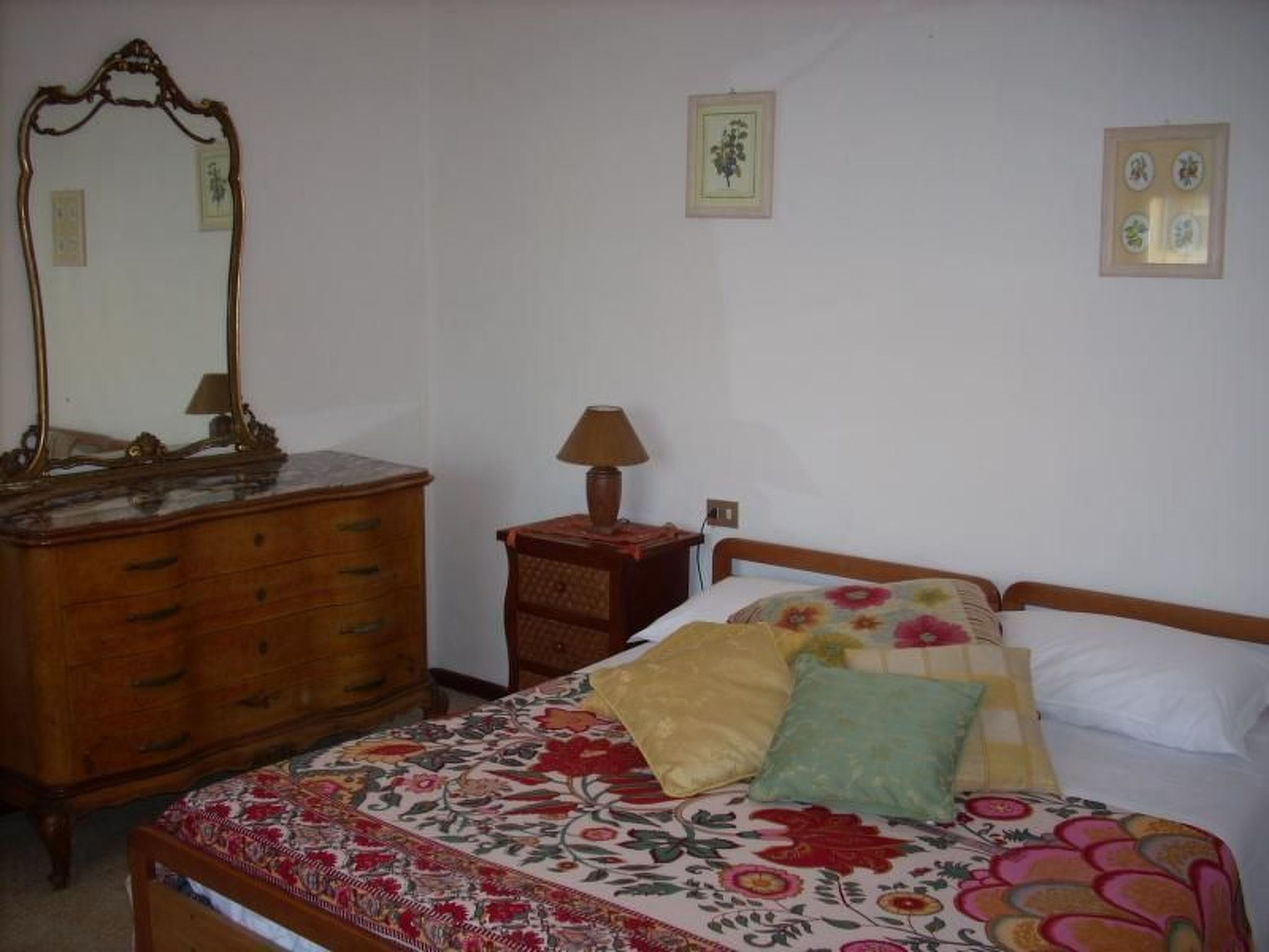 Das Landgut "Casina del Nespolo".-Binnen