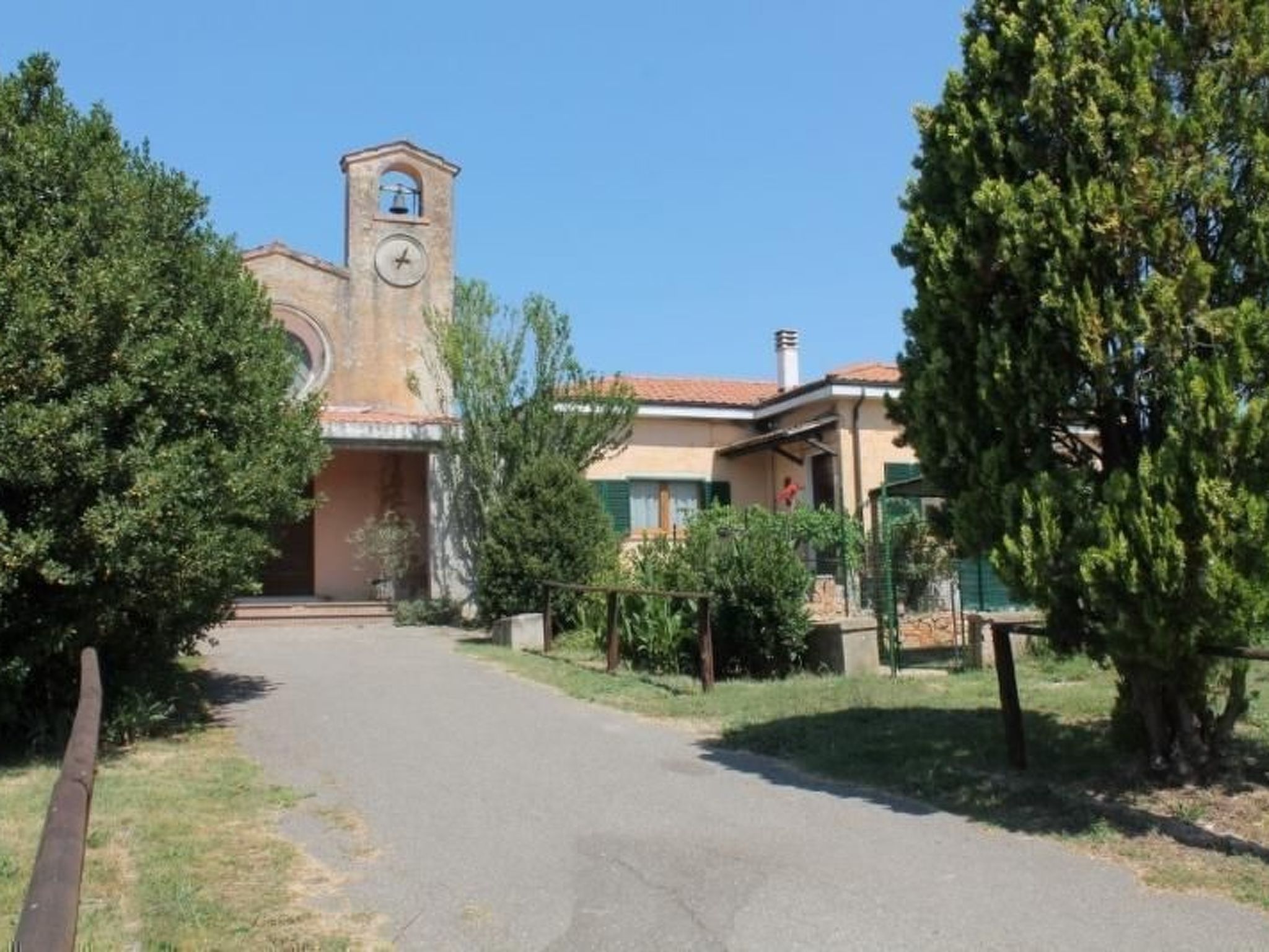 Das Landgut "Casina della Sughera".-Binnen