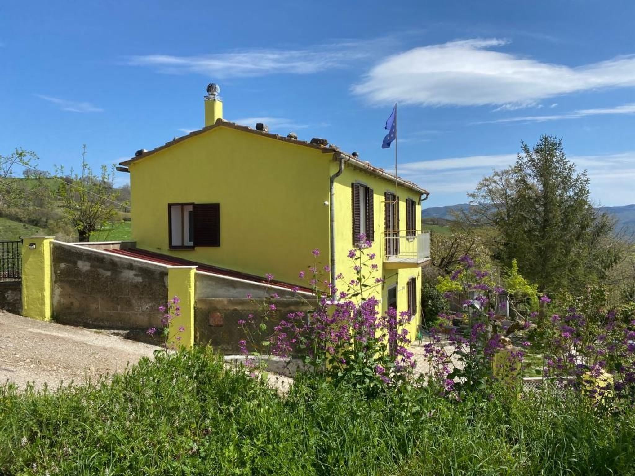 Ferienhaus mit umzäuntem Garten in Semproniano (Italien) und 1 Hund erlaubt